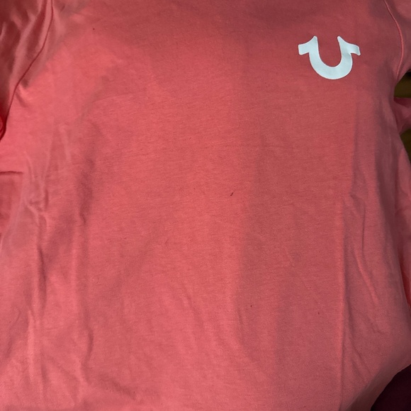 Tshirt - Picture 1 of 2